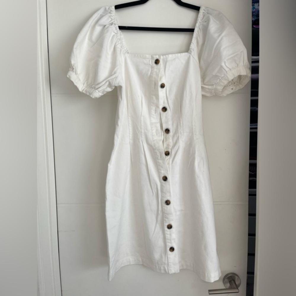 NWOT Who What Wear Dress size M